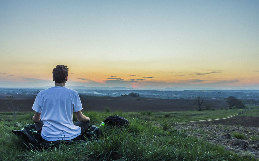 Mindfulness Meditation Apps, Guy Meditating